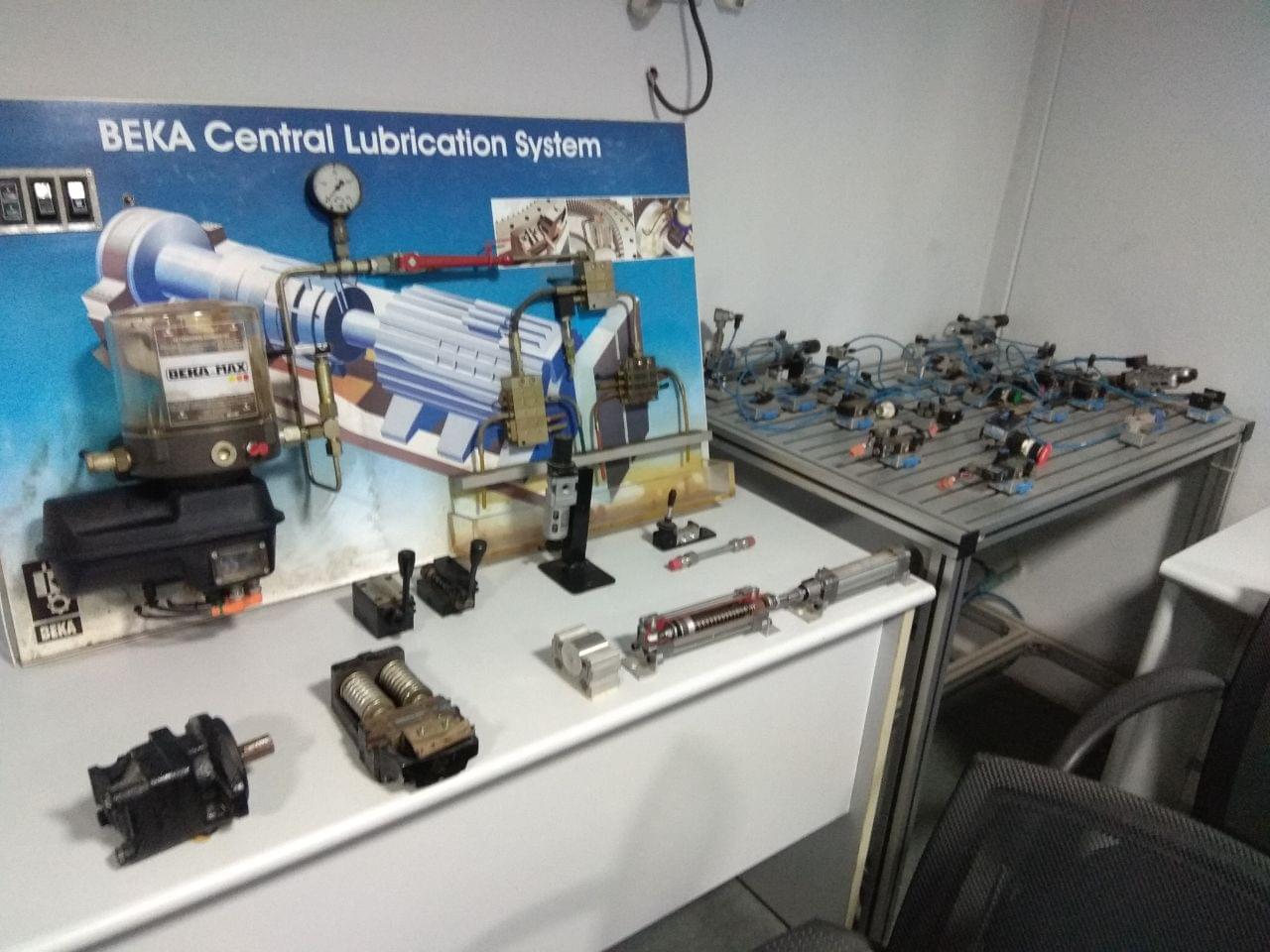 KL University Hyderabad Industrial Visit photo 4